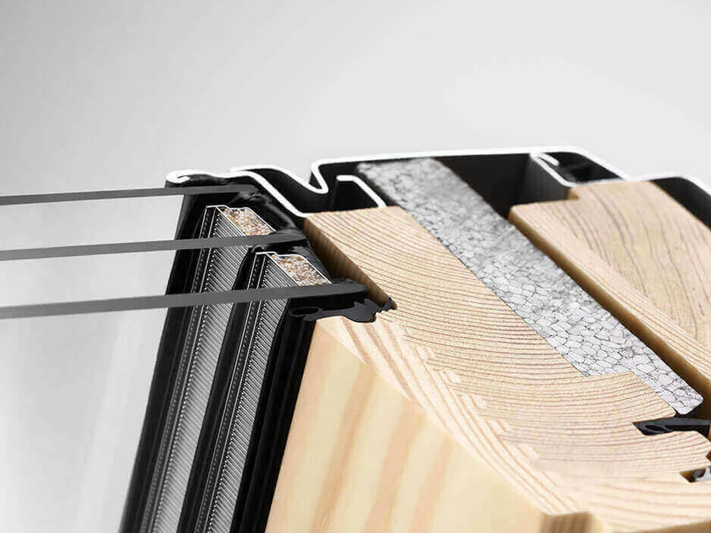 Мансардное окно VELUX WoodLine Дизайн GLL 1061, 780*1400 мм