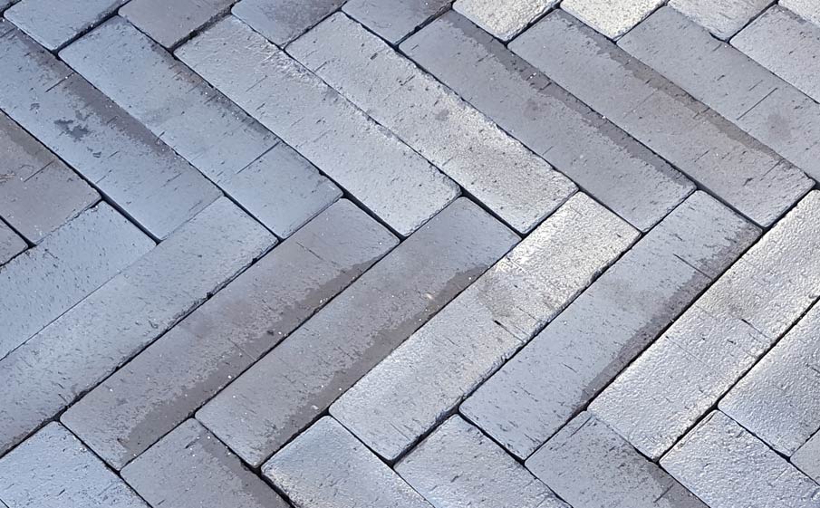 Тротуарная клинкерная брусчатка Muhr №15 Schwarz-bunt edelglanz, 200*65*52 мм
