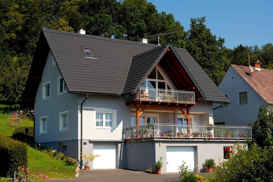 Керамическая черепица рядовая TONDACH Figaro antracite engobe