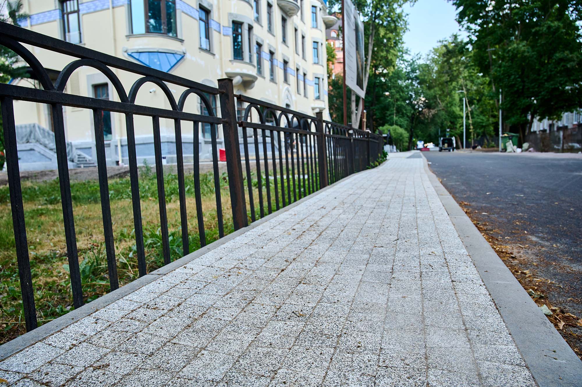Плитка тротуарная Антик Б.3.А.6 стоунмикс черный, комплект 5 шт, толщина 60 мм