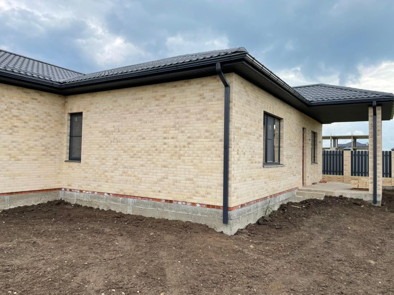 Облицовочный керамический кирпич Konigstein Санторини Акватинта полнотелый 250*120*65 мм