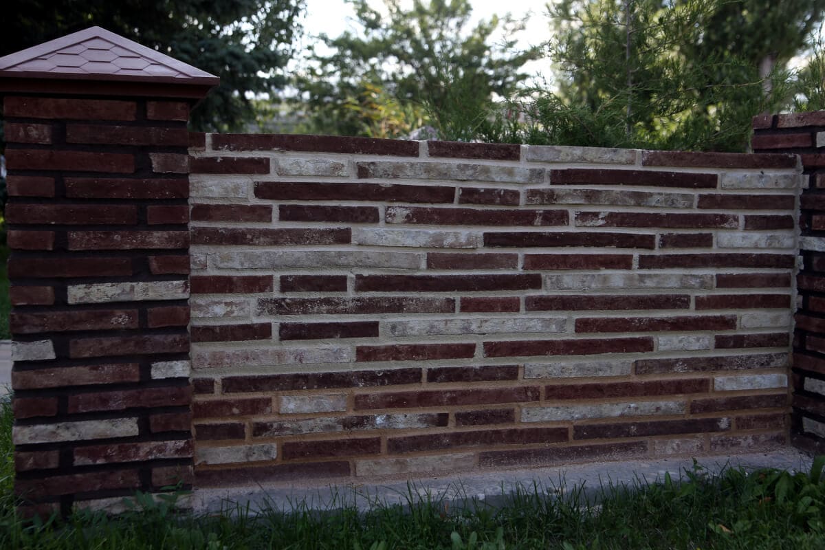 Кирпич ригельный Тонштайн Саусера, 490*90*40 мм по выгодным ценам