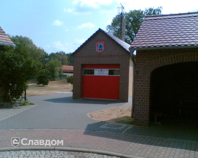 Пожарное депо с облицовкой кирпичом Terca Lausitz