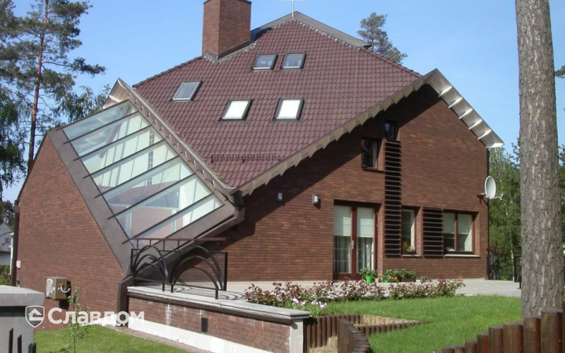 Частный дом в стиле модерн с применением кирпича Terca Terra шероховатый