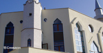 Здание DITIB с облицовкой фасадной плиткой Stroeher Kerabig KS01