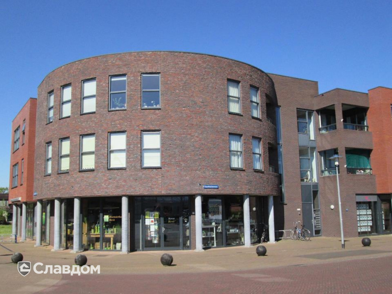 Офисное здание с облицовкой кирпичом Terca Paarsblauw Getrokken