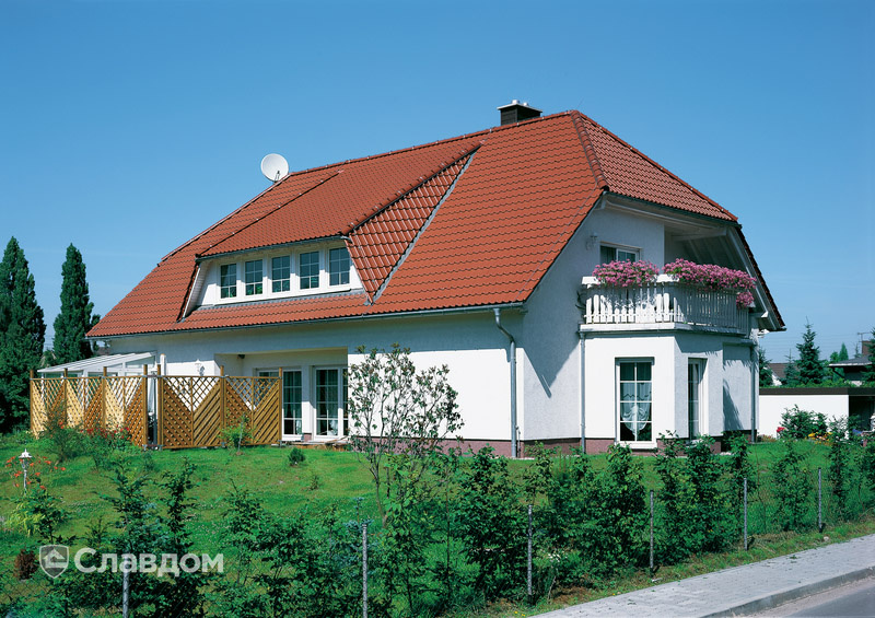 Жилой дом с крышей из черепицы Creaton Harmonie Kupferrot Engobiert