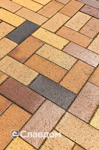 Микс брусчатки MUHR 04 Rotbraun-bunt, 05 Eisenschmelz schwarzbraun, 06 Hellbraun-bunt и 08S Lachsrot spezial