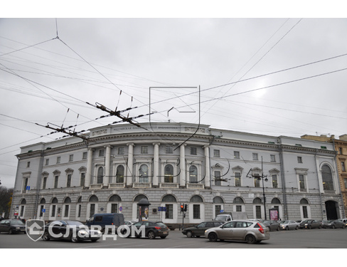 Главное здание Российская Национальная библиотеки