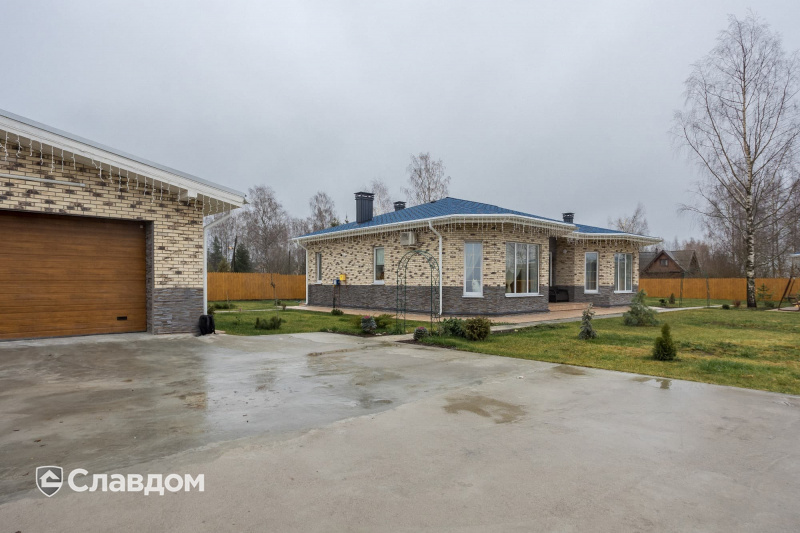 Частный дом в деревне Решетниково