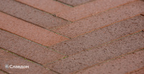 Территория частного дома с применением брусчатки Penter Baltic Klinker Pavers Nuance STT65