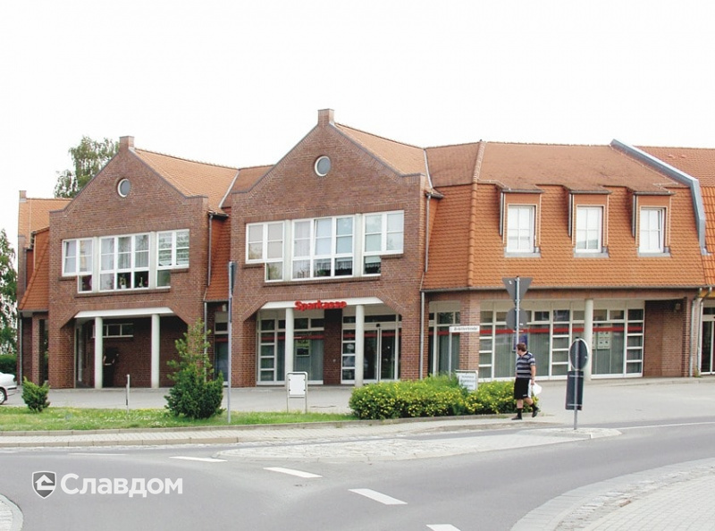 Офисное здание с облицовкой кирпичом Terca Lausitz