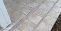 Крыльцо частного дома, облицованное плиткой Westerwaelder Klinker ATRIUM Hellbeige