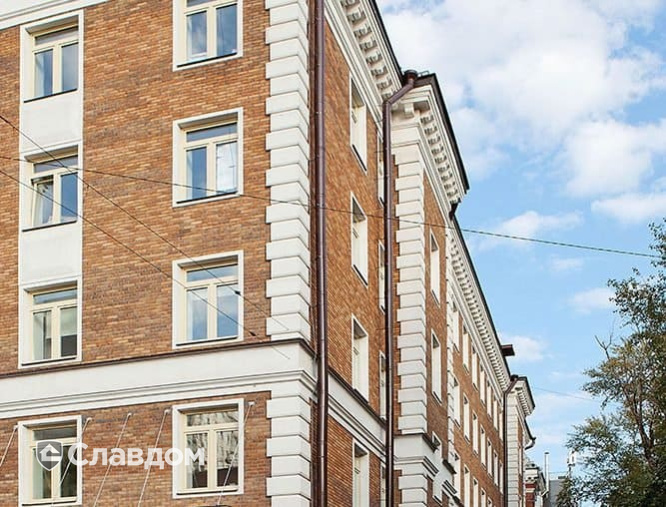 Поликлиника в Москве с облицовкой плиткой Roben Manus java carbon