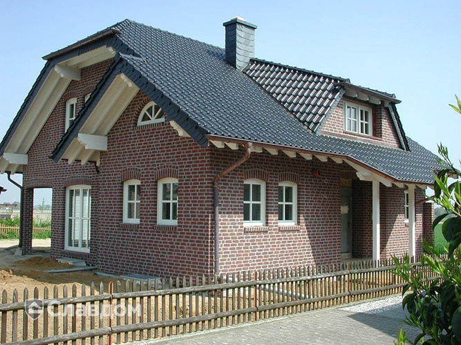 Дом облицованный фасадной плиткой LHL Somma