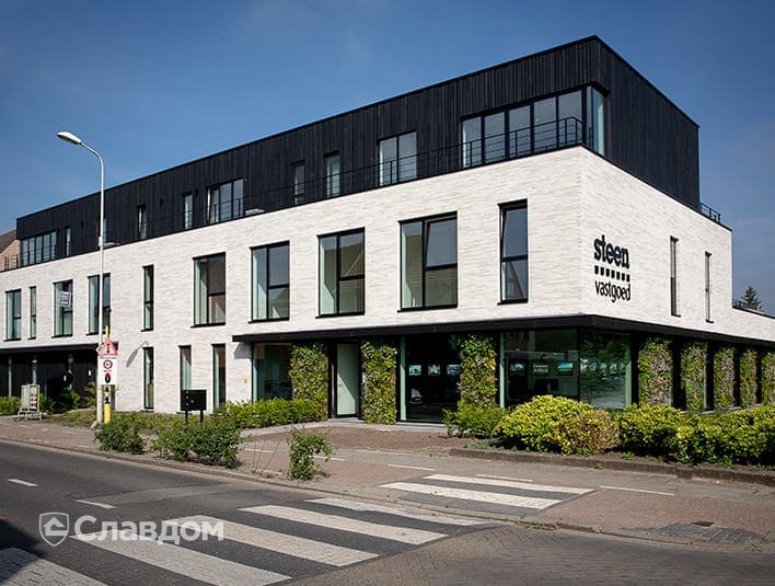 Бизнес-центр в Бельгии с использованием кирпича Randers Tegl RT154 Ultima