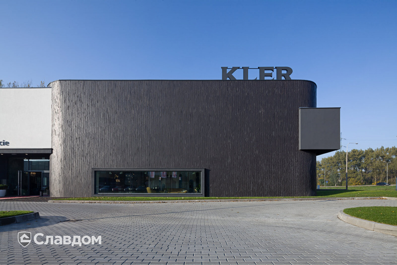 Шоурум "Kler" с облицовкой фасадной клинкерной плитки King Klinker King Size LF05 Black heart