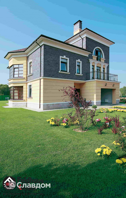 Частный дом с облицовочным кирпичом Feldhaus Klinker 388 cerasi ferrum liso