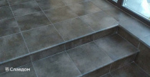 Отделка крыльца клинкерными ступенями и плиткой Westerwaelder Klinker ATRIUM Mocca