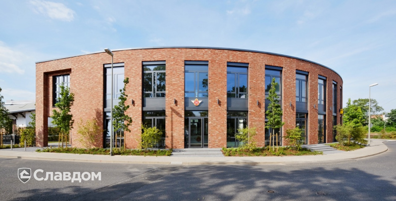 Офис компании Horex с облицовкой фасадной плиткой Stroeher Steilinge 374