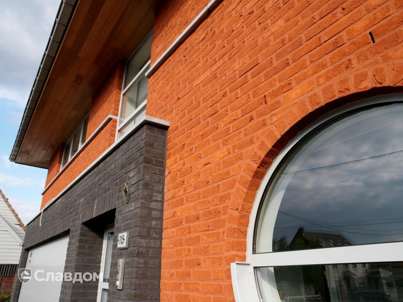 Частный дом в Бельгии с облицовкой кирпичом Terca Spaans Rood