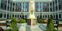 Клубный деловой центр Central Yard с облицовкой фасадной плиткой Stroeher Keravette Shine 825 sherry