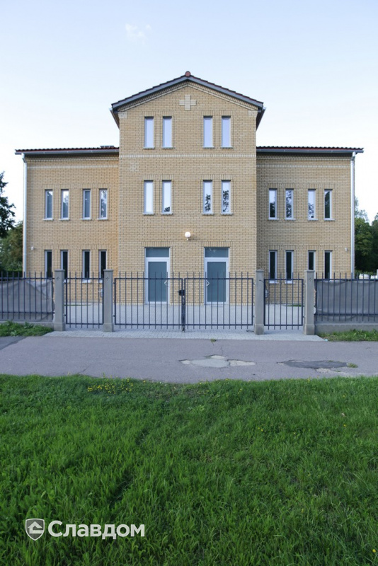 Трехэтажный дом с использованием облицовочного кирпича Lode Asa Sarmite 11.313100L