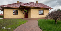 Территория частного дома с применением брусчатки Penter Baltic Klinker Pavers Nuance STT65