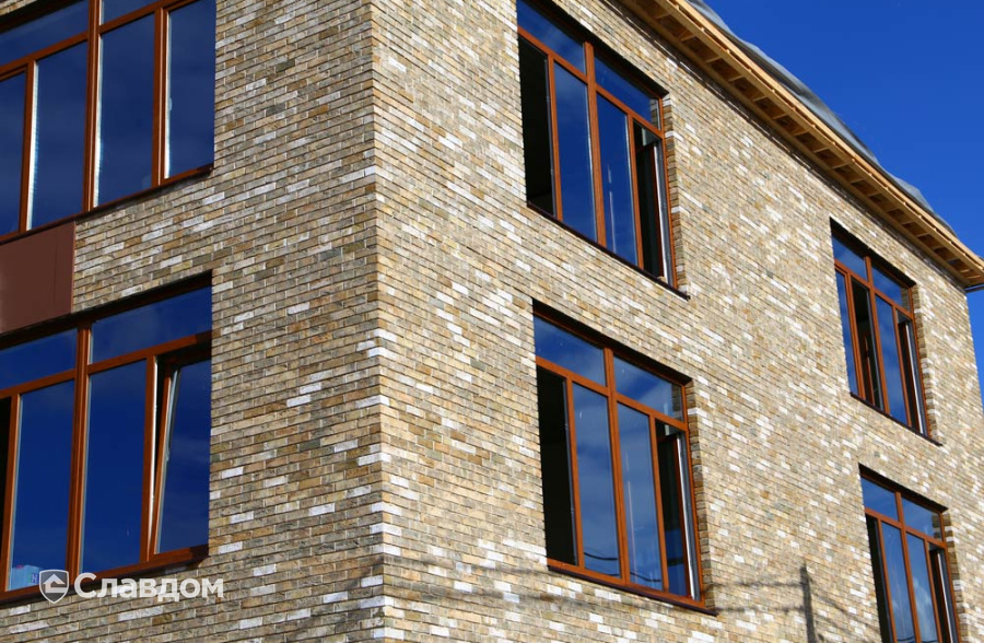 ЖК "Золотой город" с применением керамического кирпича ENGELS HANDFORM Carthago