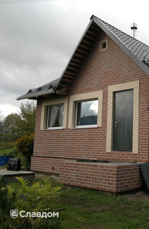 Частный дом с облицовкой фасадной плиткой Stroeher Keraprotect 416