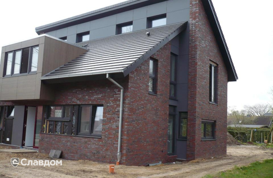 Частный дом с облицовкой кирпичом Terca Rosslau