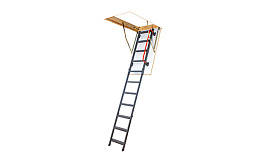 Металлическая лестница FAKRO LMK, высота 3050 мм, размер люка 700*1400 мм